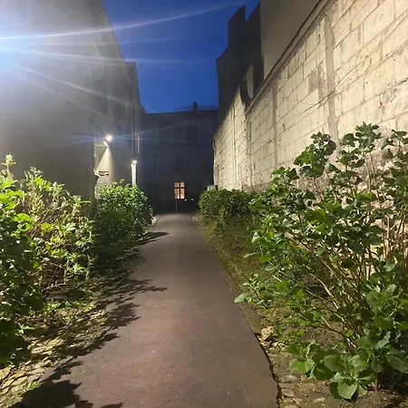 Quartier Halles 70m2 *