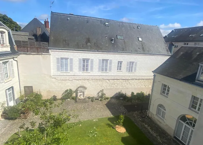 Quartier Halles 70m2 טור