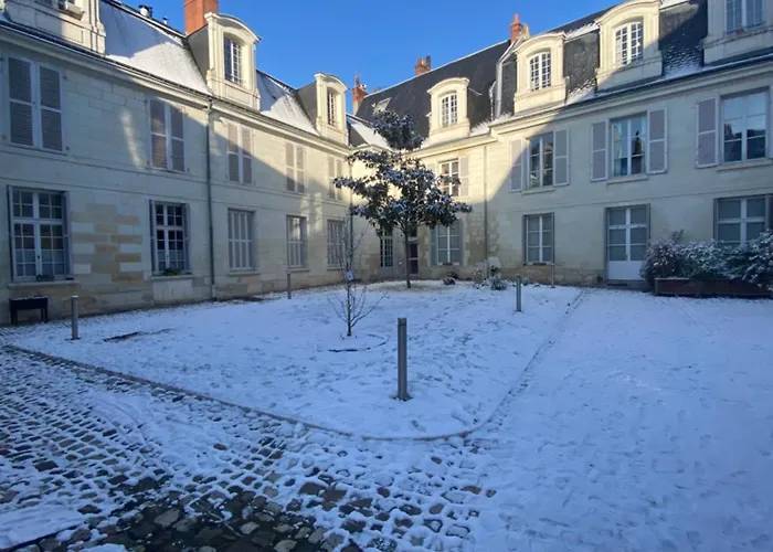 דירה Quartier Halles 70m2 *